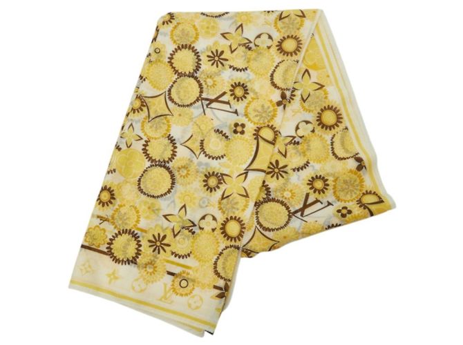 Estola Louis Vuitton Monogram Flower
