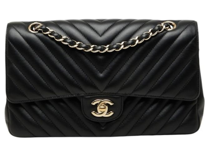 Borsa a tracolla Chanel Chevron V-Stitch Double Flap