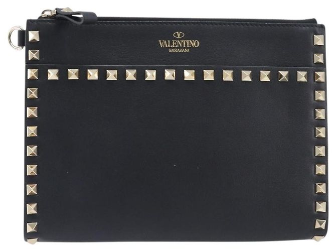 Valentino Garavani Rockstud Flat Wristlet Leather Medium