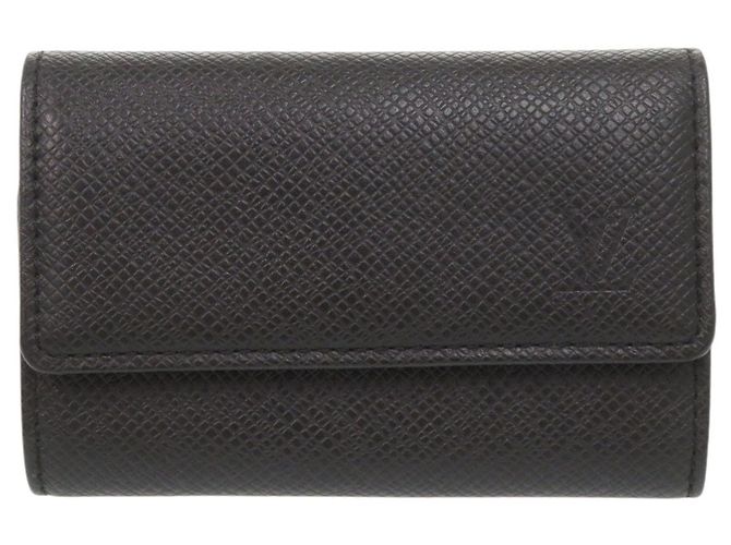 Louis Vuitton Multicles 6 Taiga Key Case