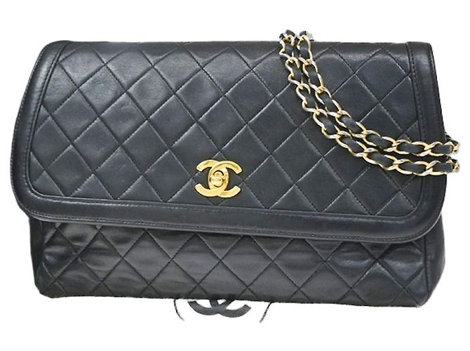 Chanel Chanel Matelassé Cuir Noir Black leather medium