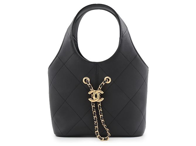 Chanel Matelassé Handtasche