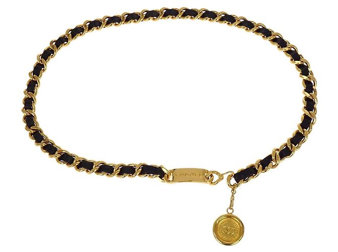 Cinto de corrente Chanel CC Medallion em metal e couro