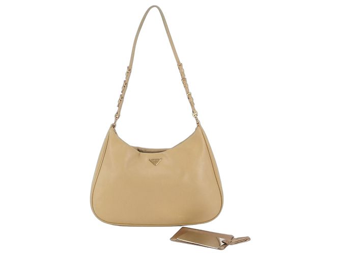 Bolsa de Ombro em Couro Prada Triangle Logo