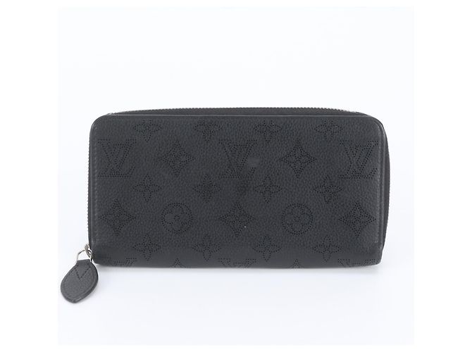 Louis Vuitton Mahina Zippy Wallet