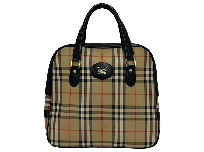 Bolsa Burberry Nova Check em lona e couro