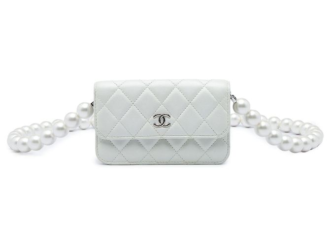 Chanel White CC Quilted Lambskin Maxi Pearl Chain Strap