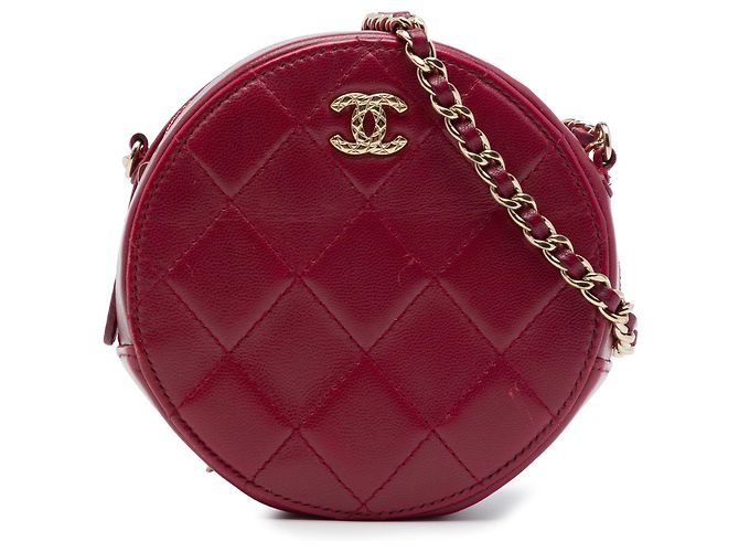 Clutch Redonda Chanel Red CC em pele de cordeiro acolchoada com corrente