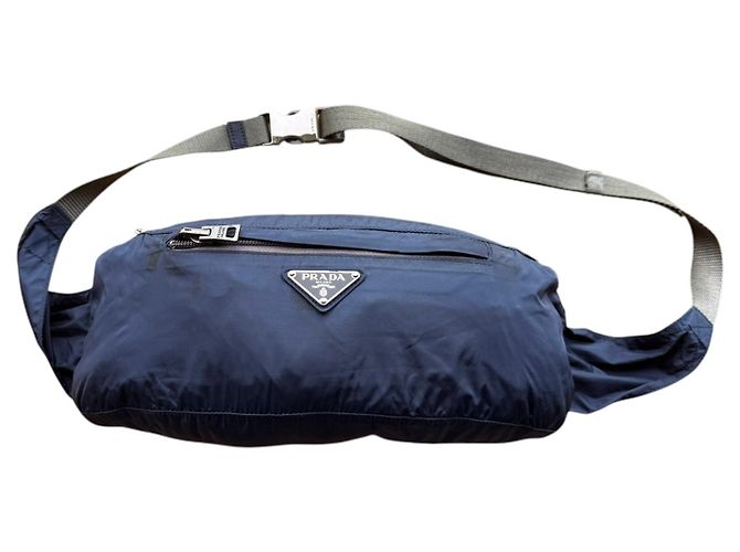 Prada Nylon Gürteltasche Navyblau