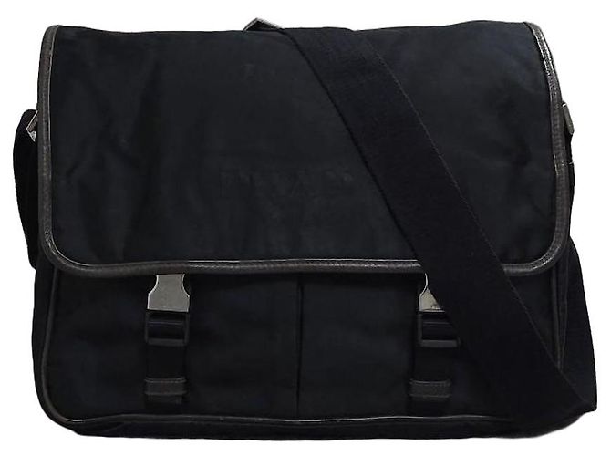 Borsa a tracolla Prada Milano in nylon nero