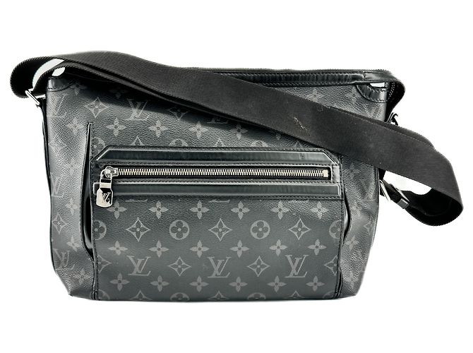 Louis Vuitton Odyssey — Messenger Monogram Eclipse
