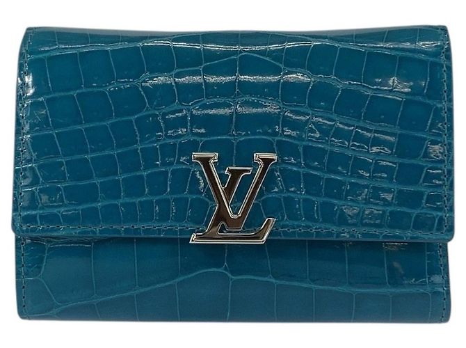 Louis Vuitton Portefeuille Capucines Compact Crocodile Compact Wallet