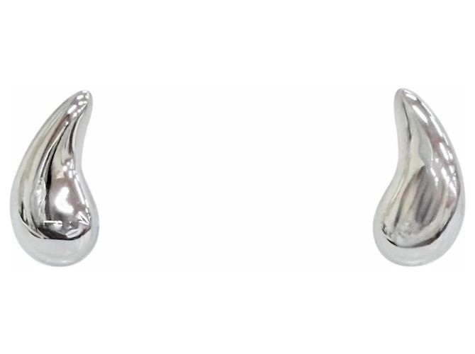 Autre Marque Pendientes de botón Tiffany Teardrop en platino