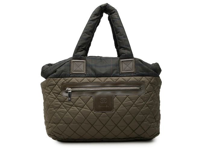 Sacola Chanel Coco Cocoon em nylon acolchoado marrom tamanho Medium