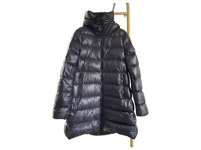 Giacca Moncler Nera in Poliestere Donna