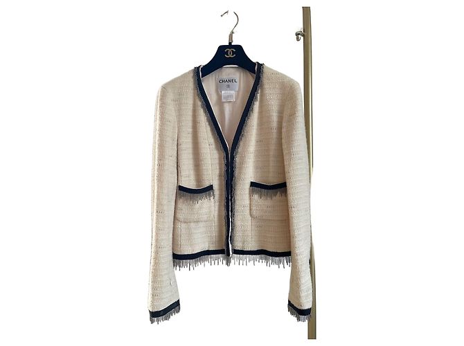 Chanel 02A Tweed Jacke Weiß