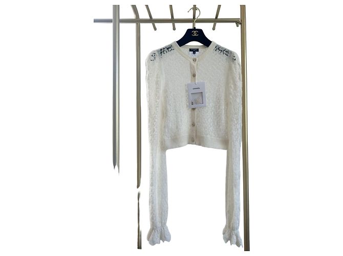 Chanel 23K Strickjacke aus Kaschmir Weiß