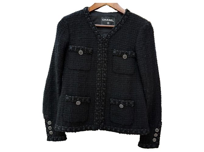Chaqueta Chanel Rome de tweed negro
