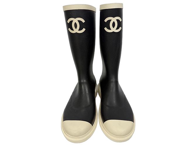 Chanel CC Logo Rubber Rain Boots - Black
