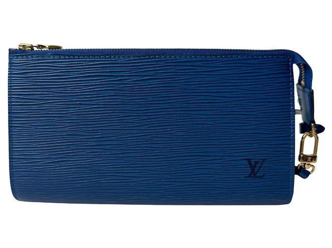 Louis Vuitton Epi Pochette Accessoires