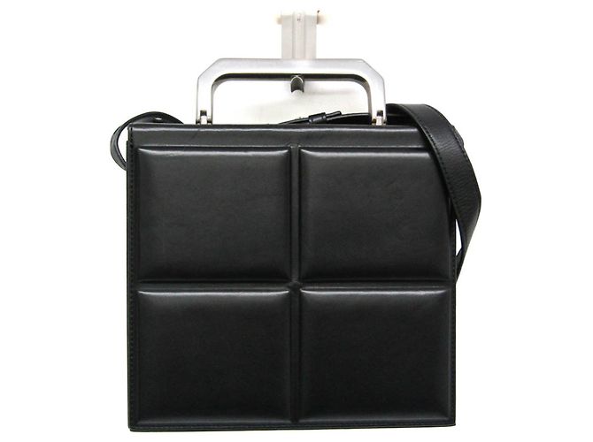 Bolsa Mini Trunk em couro de bezerro acolchoado Bottega Veneta