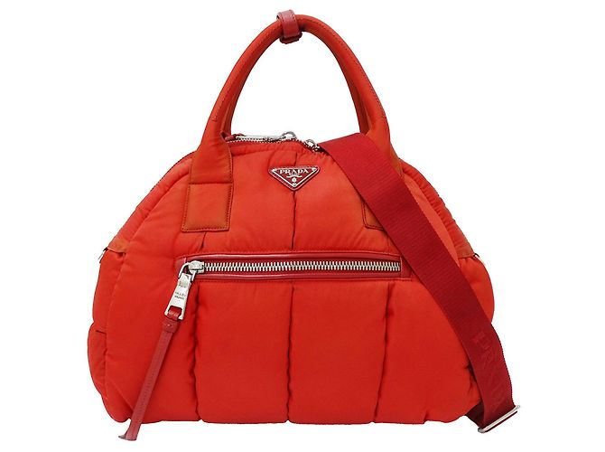 Prada Handtasche aus rotem Nylon