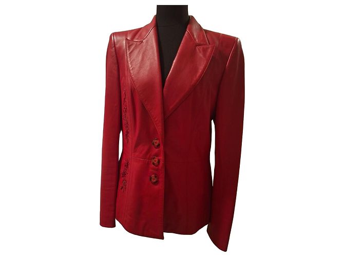 Escada Blazer aus rotem Leder mit Perlenverzierung