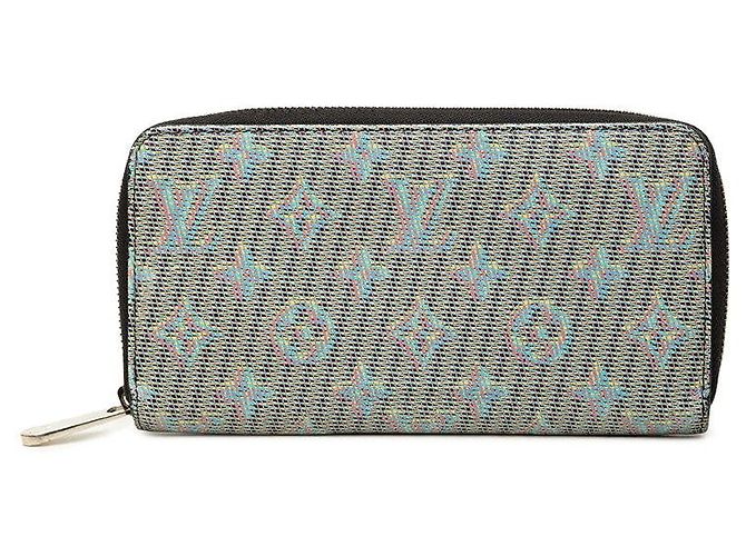 Louis Vuitton Zippy Wallet M68662