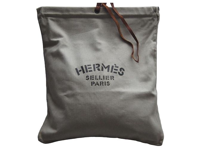 Hermès Sac Cabas Grand Modèle em Lona e Couro Bege