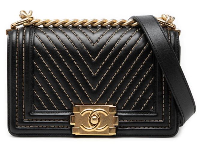 Borsa a tracolla Chanel Boy Chanel Chevron