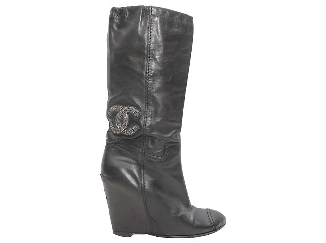 Schwarze Chanel CC Covered Keilabsatzstiefel Größe 38.5