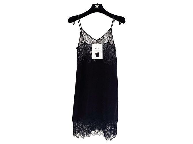 Chanel Schwarzes Spitzen Camisole Kleid