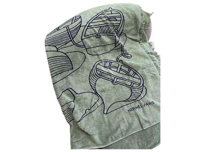 Hermès Schal aus Kaschmir Grün