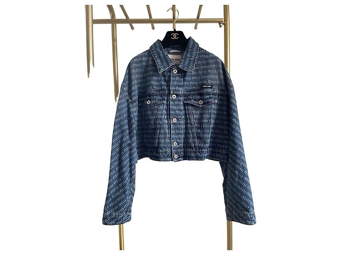 Jaqueta denim Miu Miu com logo all-over azul
