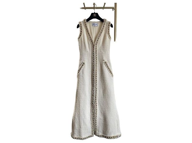Chanel Metropolis Tweed Kleid Ecru