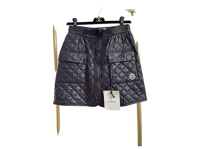Gonna Moncler Nera Imbottita Trapuntata