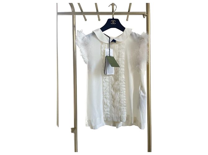 Top Gucci de seda branco com mangas de penas