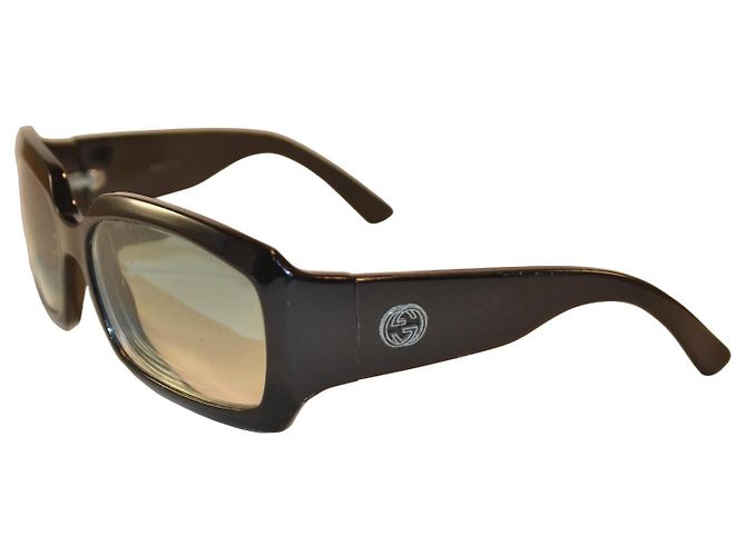 Gucci GG2593/S occhiali da sole in plastica nera