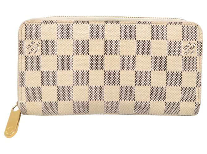 Louis Vuitton Zippy Wallet in Damier Azur