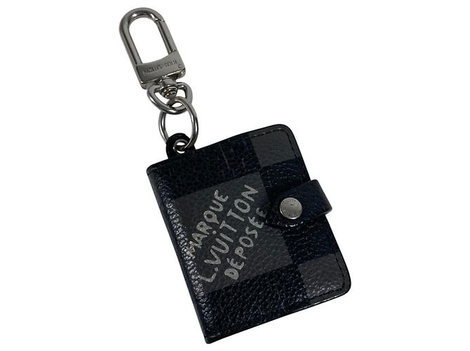 Louis Vuitton Damier Porte Clés Carnet Keychain