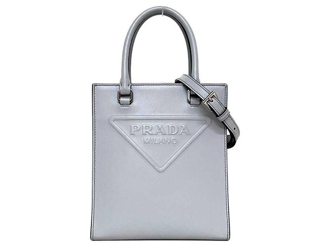 Prada Schultertasche aus grauem Leder