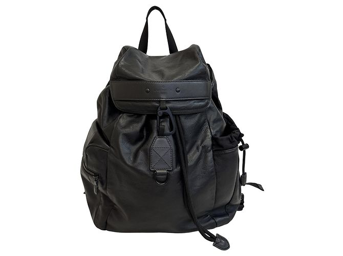 Louis Vuitton Discovery Backpack