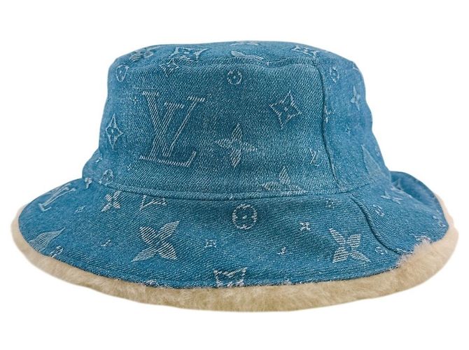 Louis Vuitton Bonnet Shearling Monogram Constellation Bucket Hat