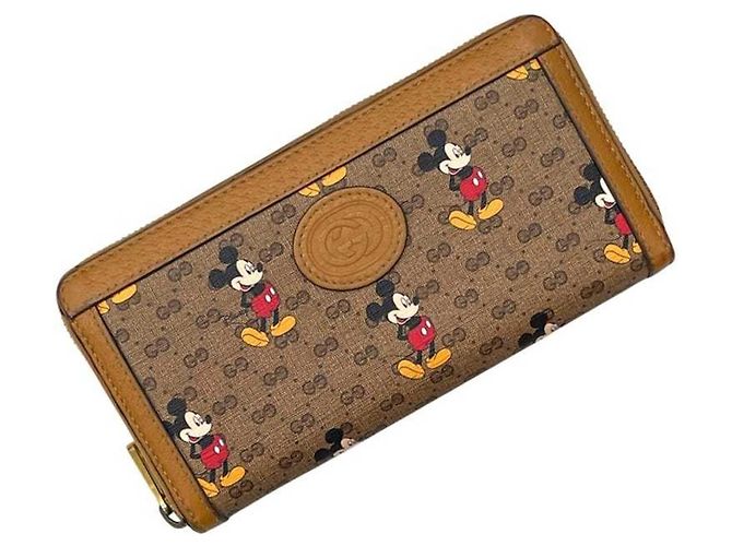 Gucci Long Wallet in Beige Leather