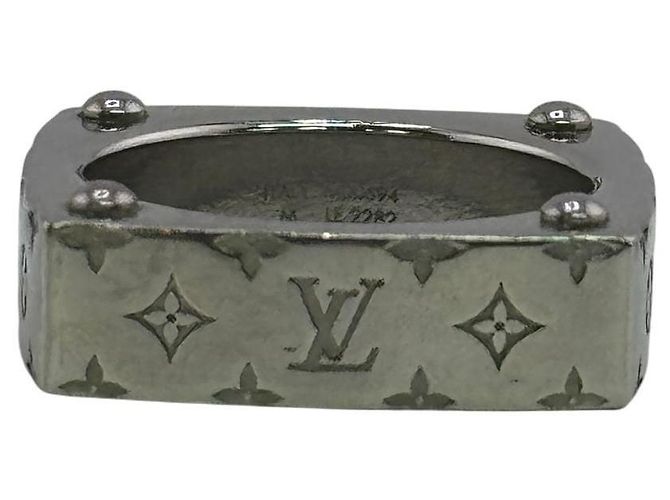 Louis Vuitton Bague Monogram Bold Metal Ring