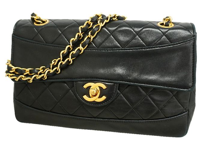 Borsa a spalla Chanel Matelassé