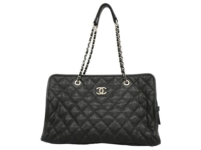Borsa a tracolla Chanel Matelassé con catena