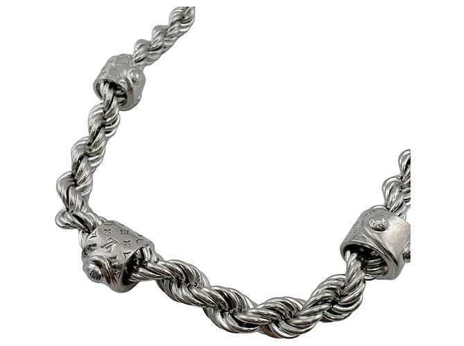 Collier avec pendentif Monogram Louis Vuitton