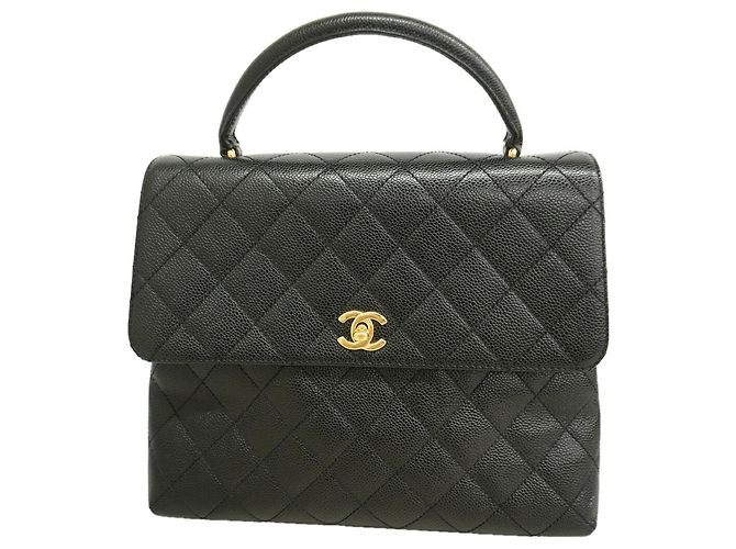 Chanel Matelassé Handtasche
