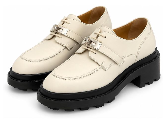 Kelly Hermès First Derbies Couro Branco